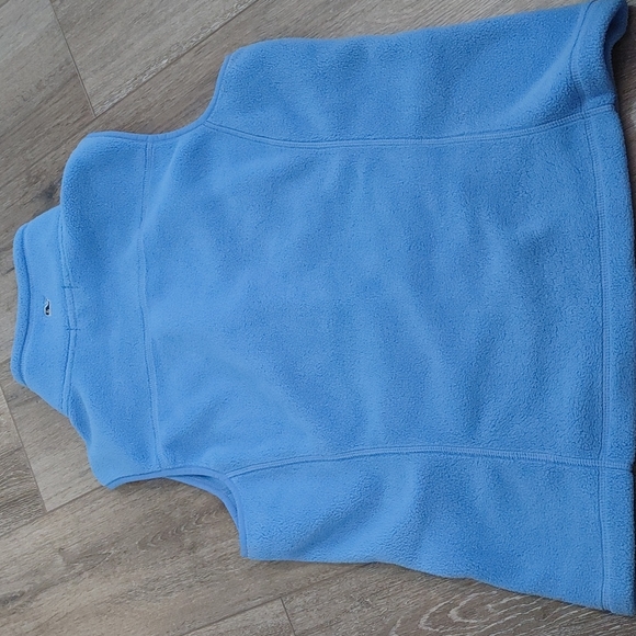 Vineyard Vines light blue fleece vest sz medium fits like large great condition - Picture 5 of 6